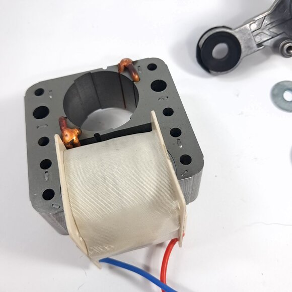 Ninja Foodi Pressure Cooker Air Fryer FD101 main top fan motor assembly part - Picture 4 of 6